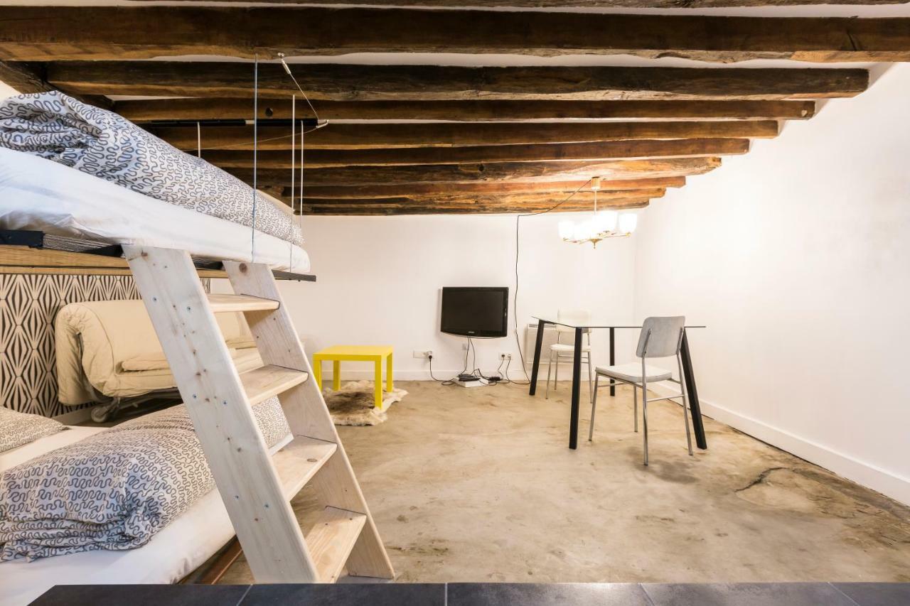 Charming 20M² Near Le Marais Apartment ปารีส ภายนอก รูปภาพ