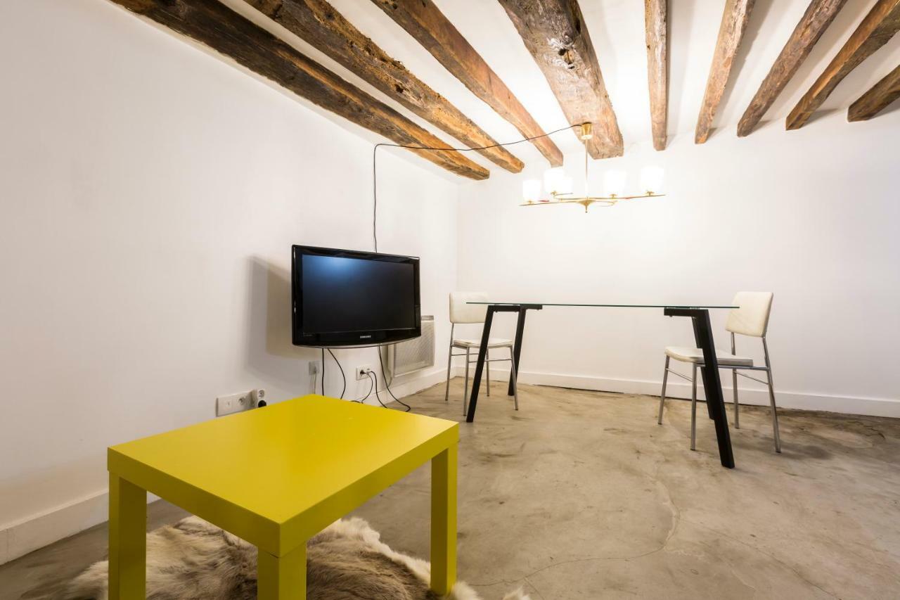 Charming 20M² Near Le Marais Apartment ปารีส ภายนอก รูปภาพ