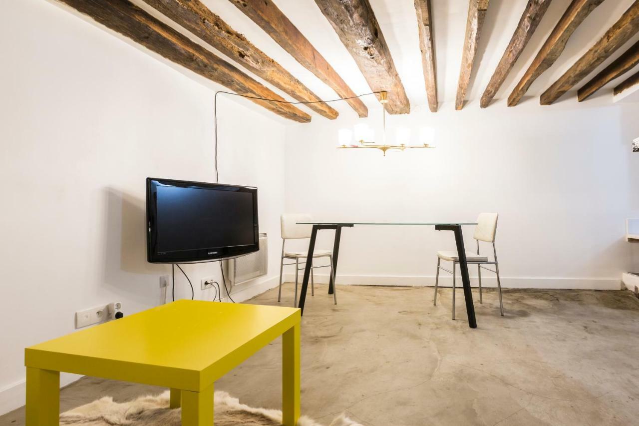Charming 20M² Near Le Marais Apartment ปารีส ภายนอก รูปภาพ